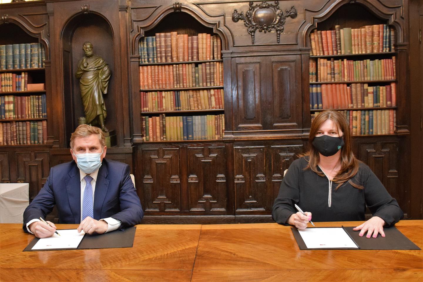 Acuerdo entre el CETT y Foment